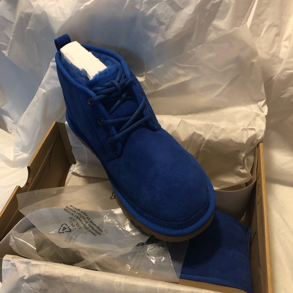 UGG -  Neumel Boot (Women’s) - Picture 11 of 16
